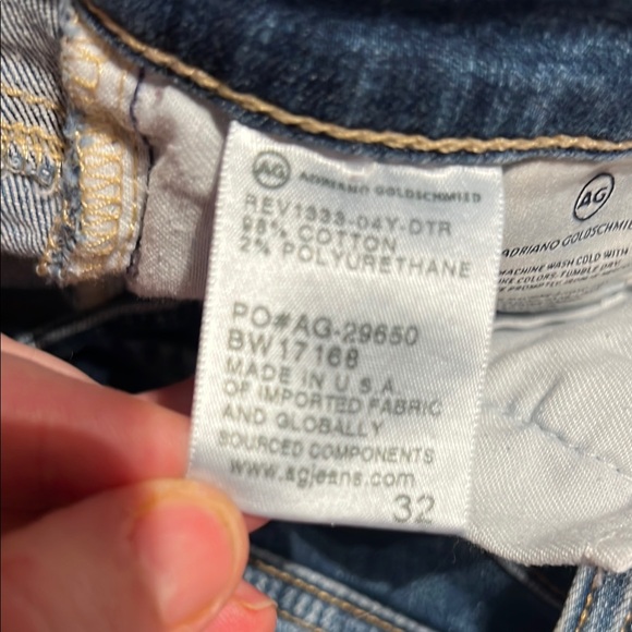 AG Adriano Goldschmied Cropped Rolled Ankle Jeans with Vintage Wash & Distressed - Picture 3 of 7